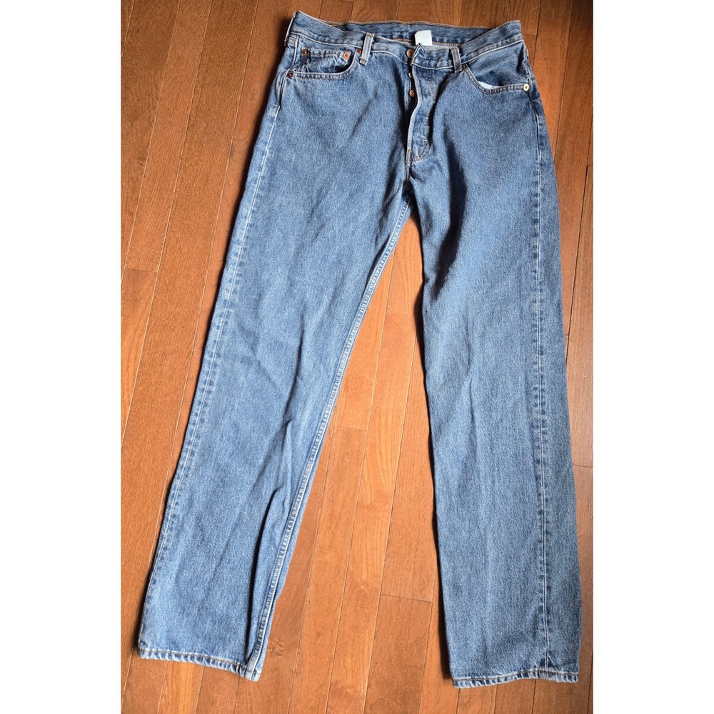 VTG Y2K Levi's 501 Straight Leg Jeans Men's 34x32 (Tag 34x34) Light Wash 2002